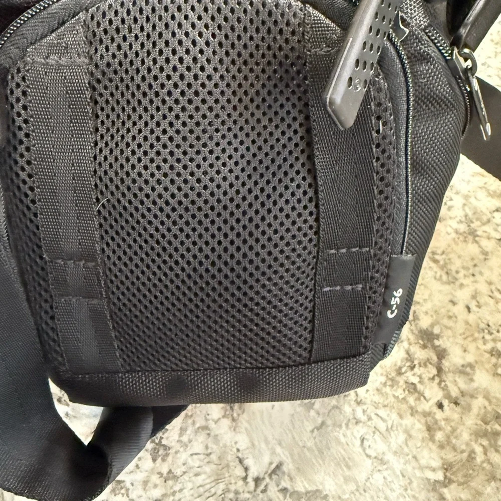Kata C-56 Camera/Videocamera waterproof professional bag